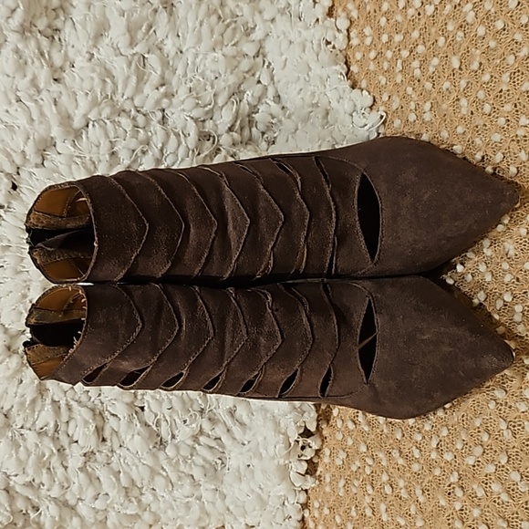 Steve Madden Bootie - Picture 2 of 16